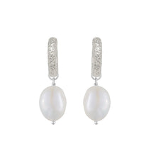 Load image into Gallery viewer, Pearl Hammered Hoops
